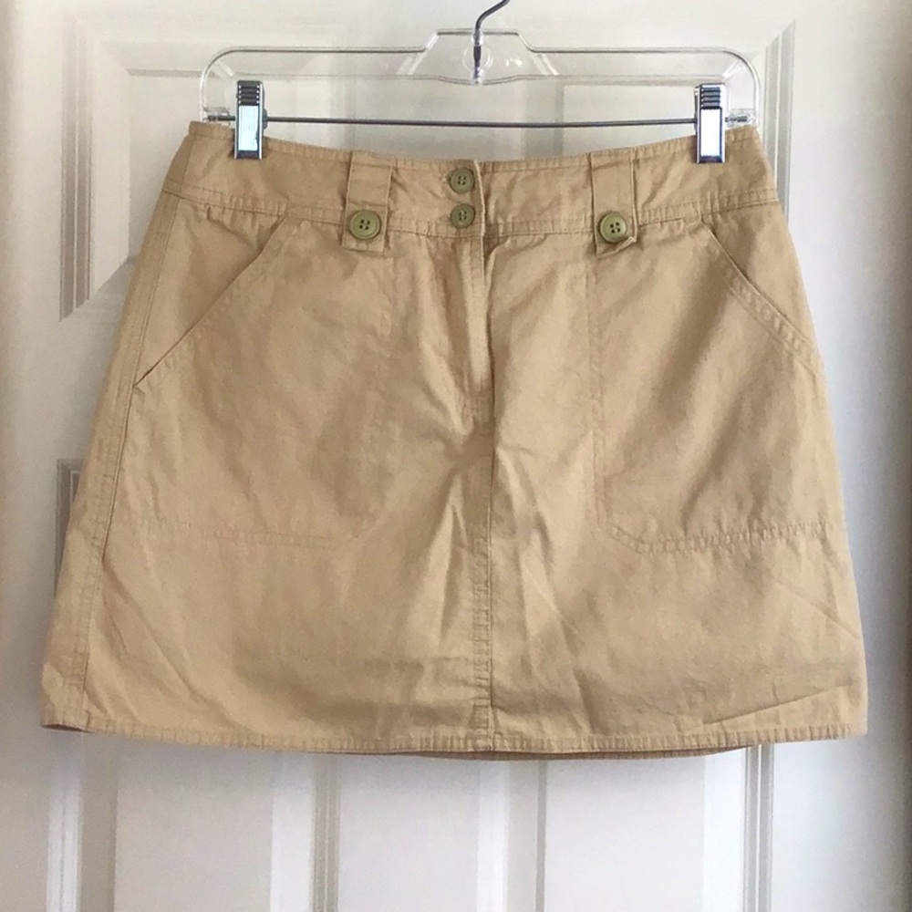 New York & Co. 🌴 khaki skort